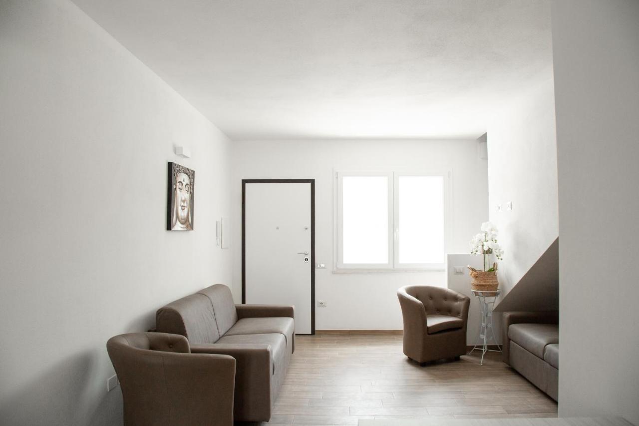 Pula Residence - Via Delle Rose ภายนอก รูปภาพ