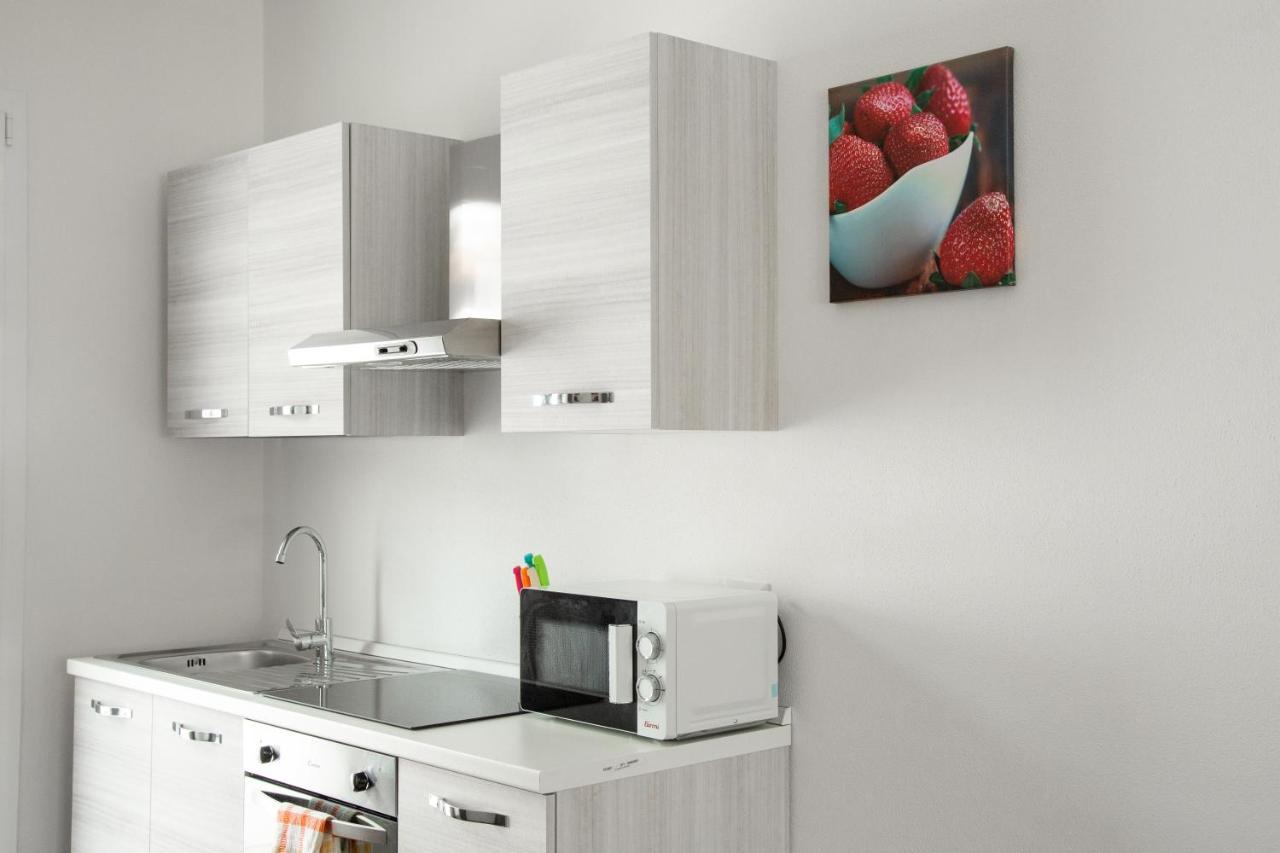 Pula Residence - Via Delle Rose ภายนอก รูปภาพ